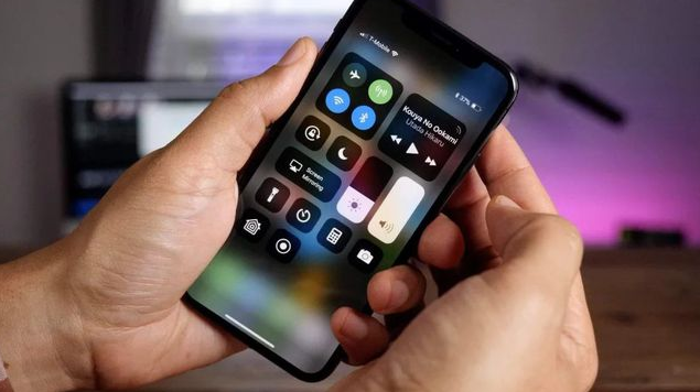 镇巴苹果手机维修分享iPhone 12信号差怎么办 